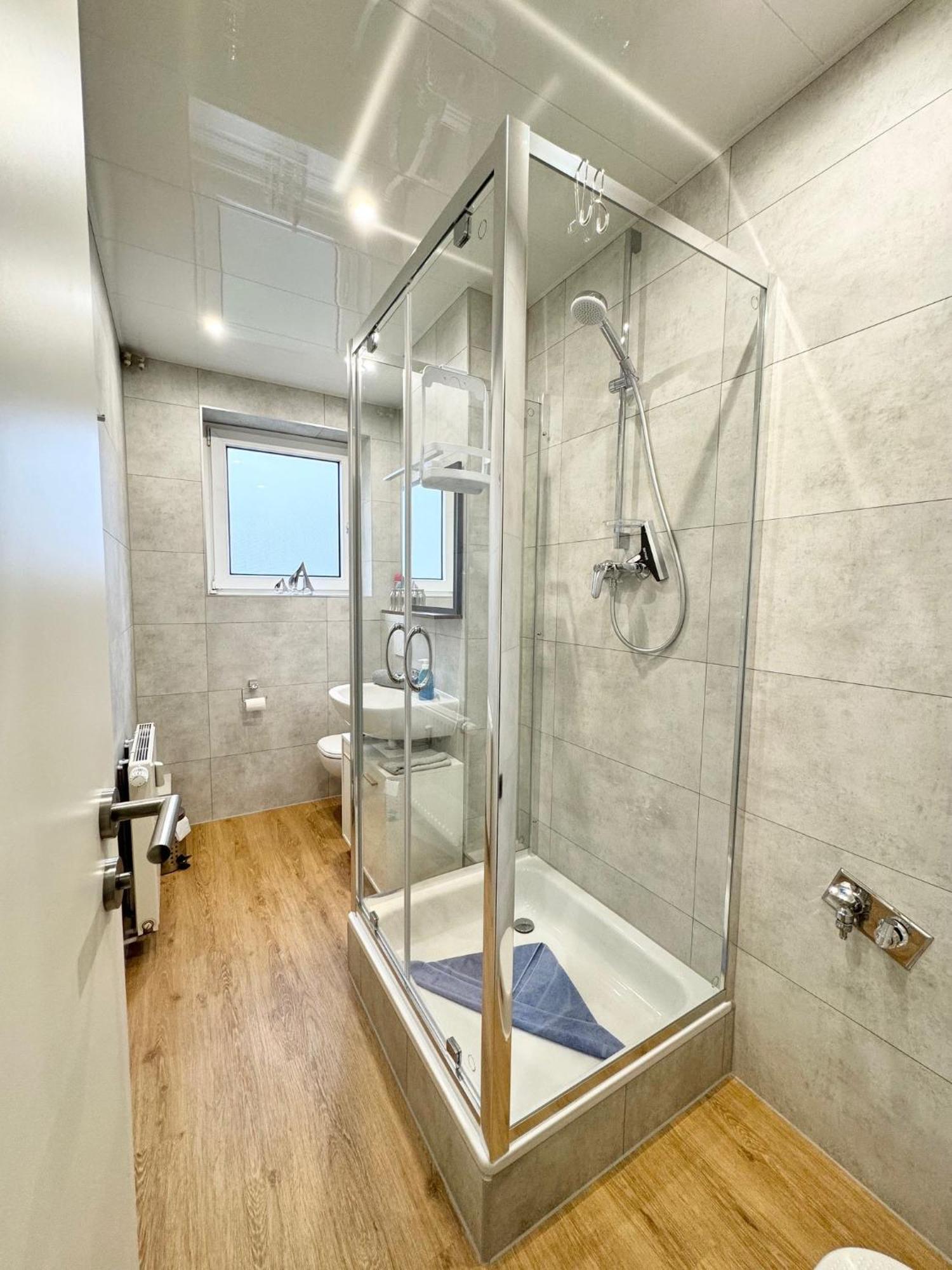 Traumhafte Ferienwohnung Zentral Nordenham Bagian luar foto
